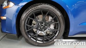 Ford Mustang Cabriolet 2023 года из Южной Кореи