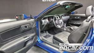 Ford Mustang Cabriolet 2023 года из Южной Кореи