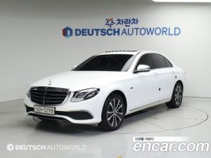 Mercedes-Benz E-Class E300e 4MATIC Exclusive 2020 года из Южной Кореи