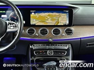 Mercedes-Benz E-Class E300e 4MATIC Exclusive 2020 года из Южной Кореи