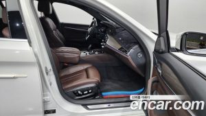 BMW 5-Series 520i M Sport 2020 года из Южной Кореи