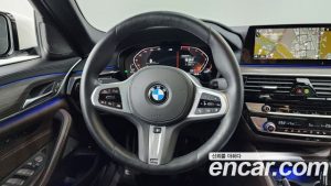 BMW 5-Series 520i M Sport 2020 года из Южной Кореи