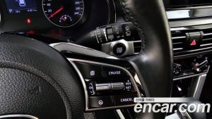 Kia Seltos Бензин 1.6 Turbo 2WD 2020 года из Южной Кореи