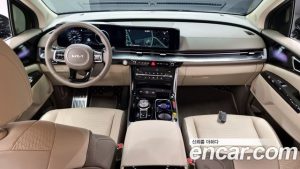 Kia Carnival Бензин 7-Seater HI-Limousine 2023 года из Южной Кореи