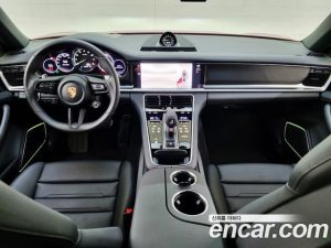 Porsche Panamera 2.9 AWD E-하이브리드 платина Edition 2023 года из Южной Кореи