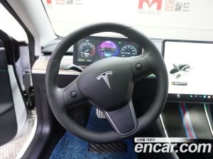 Tesla Model 3 Performance 2020 года из Южной Кореи
