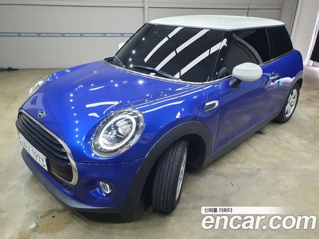Mini Cooper DEFAULT 2020 года из Кореи