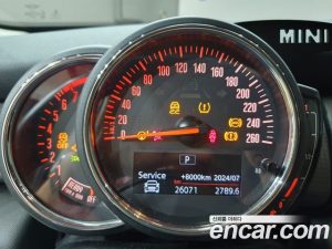 Mini Cooper DEFAULT 2020 года из Южной Кореи