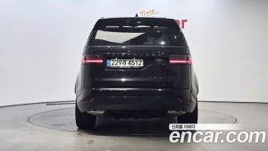 Land Rover Discovery P360 R-Dynamic SE 2023 года из Южной Кореи