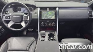 Land Rover Discovery P360 R-Dynamic SE 2023 года из Южной Кореи