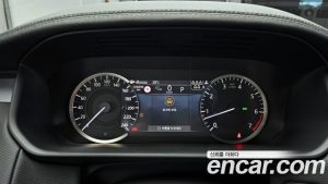 Land Rover Discovery P360 R-Dynamic SE 2023 года из Южной Кореи