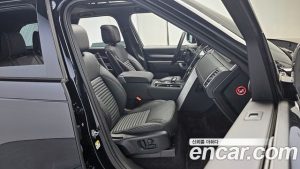 Land Rover Discovery P360 R-Dynamic SE 2023 года из Южной Кореи