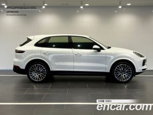 Porsche Cayenne 3.0 2021 года из Южной Кореи