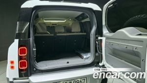 Land Rover Defender 110 D250 SE 2023 года из Южной Кореи
