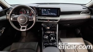 Kia K5 2.0 2020 года из Южной Кореи