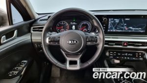 Kia K5 2.0 2020 года из Южной Кореи