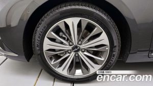 Kia K8 Signature Special 2023 года из Южной Кореи
