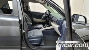 Hyundai Venue 1.6 Modern 2020 года из Южной Кореи