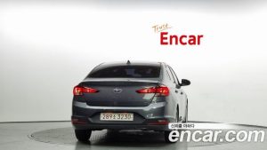 Hyundai AVANTE 1.6 2020 года из Южной Кореи