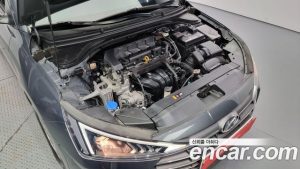 Hyundai AVANTE 1.6 2020 года из Южной Кореи