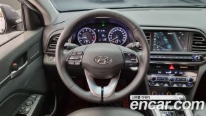 Hyundai AVANTE 1.6 2020 года из Южной Кореи