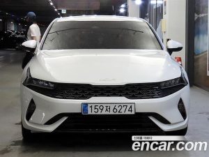 Kia K5 2021 года из Южной Кореи