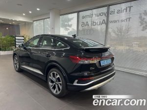 Audi Q4 e-TRON 40 Premium Sportback 2023 года из Южной Кореи