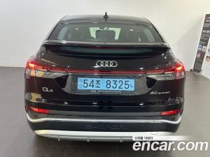 Audi Q4 e-TRON 40 Premium Sportback 2023 года из Южной Кореи