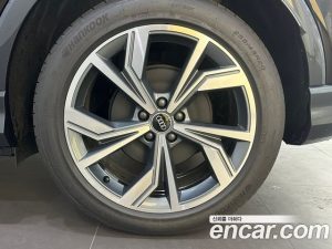 Audi Q4 e-TRON 40 Premium Sportback 2023 года из Южной Кореи