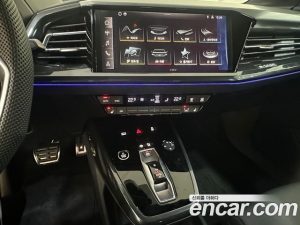 Audi Q4 e-TRON 40 Premium Sportback 2023 года из Южной Кореи