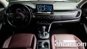 Kia Seltos Бензин 1.6 Turbo 2WD 2020 года из Южной Кореи