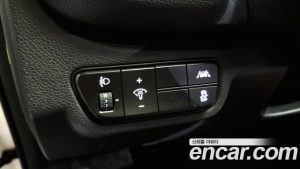 Kia Seltos Бензин 1.6 Turbo 2WD 2020 года из Южной Кореи