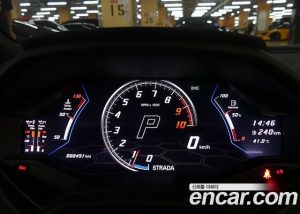 Lamborghini Huracan EVO 5.2 SPYDER 2023 года из Южной Кореи