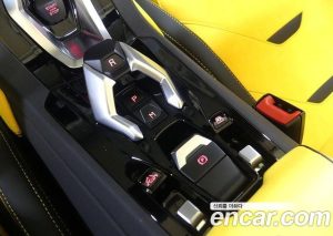 Lamborghini Huracan EVO 5.2 SPYDER 2023 года из Южной Кореи