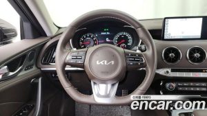 Kia Stinger 2.5 AWD Meister 2023 года из Южной Кореи