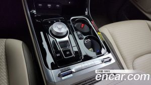 Kia Carnival Бензин 9-Seater HI-Limousine 2023 года из Южной Кореи