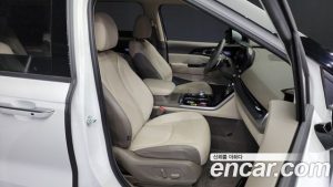 Kia Carnival Бензин 9-Seater HI-Limousine 2023 года из Южной Кореи