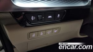 Kia Carnival Бензин 9-Seater HI-Limousine 2023 года из Южной Кореи