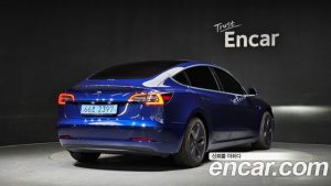 Tesla Model 3 Standard RANGE Plus 2020 года из Южной Кореи