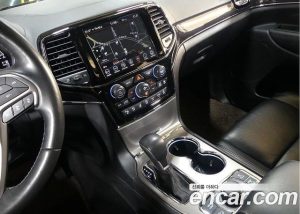 Jeep Cherokee 3.6 Overland 2021 года из Южной Кореи