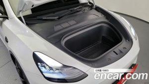 Tesla Model Y LONG RANGE 2021 года из Южной Кореи