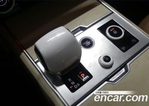 Land Rover Range Rover P530 SV LWB 2023 года из Южной Кореи