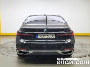 BMW 7-Series 745e i퍼포먼스 Design Pure Excellence 2021 года из Южной Кореи