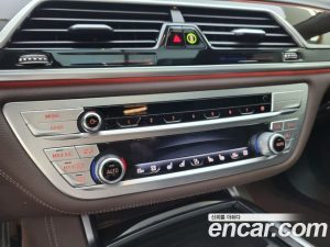 BMW 7-Series 745e i퍼포먼스 Design Pure Excellence 2021 года из Южной Кореи