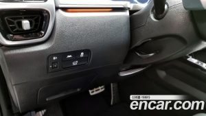 Kia Sorento Дизель 2.2 2WD 2021 года из Южной Кореи