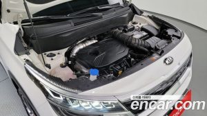Kia Seltos Бензин 1.6 Turbo 2WD 2021 года из Южной Кореи