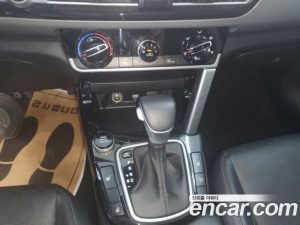Kia Seltos Бензин 1.6 Turbo 2WD 2022 года из Южной Кореи