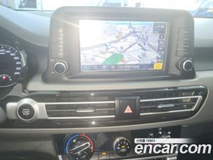 Kia Seltos Бензин 1.6 Turbo 2WD 2022 года из Южной Кореи