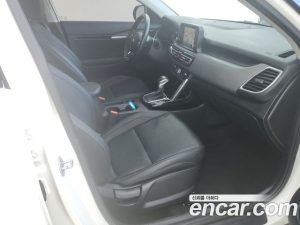 Kia Seltos Бензин 1.6 Turbo 2WD 2022 года из Южной Кореи