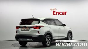Kia Seltos Бензин 1.6 Turbo 2WD 2022 года из Южной Кореи